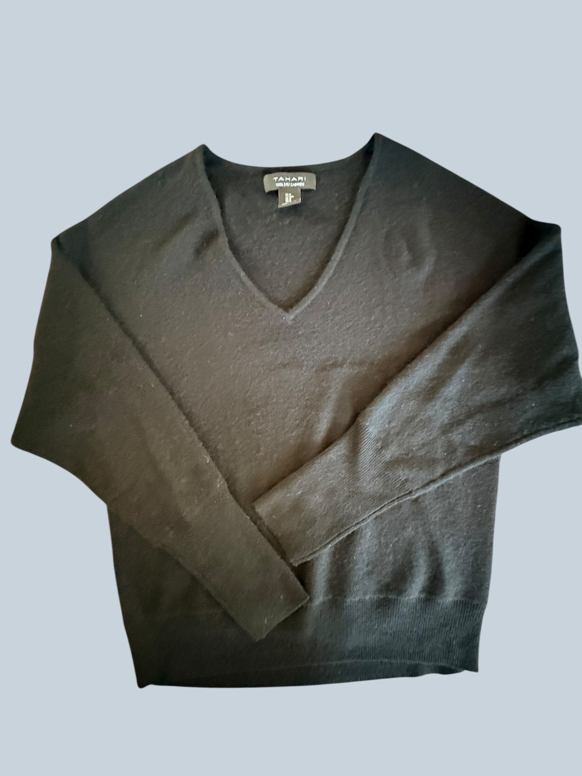 Tahari 100% Cashmere V-Neck Sweater Black 2-Ply Knit Women’s Size M